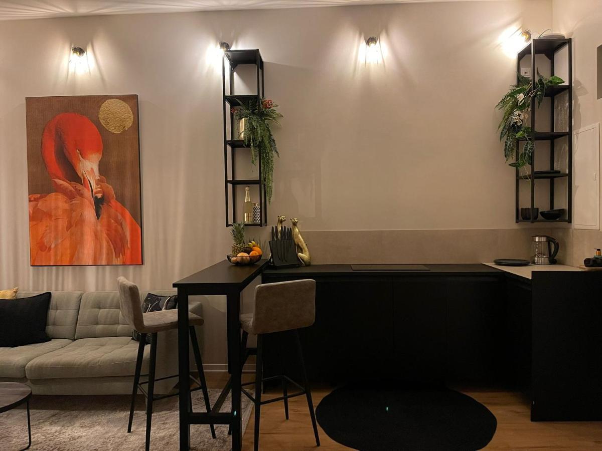 Stay At Smilla - Boutique Apartments Mit Kueche - Parken - Klima - Netflix - Waschmaschine Висбаден Экстерьер фото