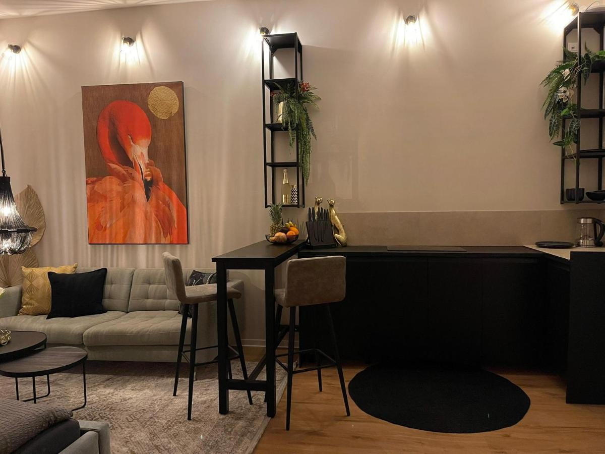 Stay At Smilla - Boutique Apartments Mit Kueche - Parken - Klima - Netflix - Waschmaschine Висбаден Экстерьер фото